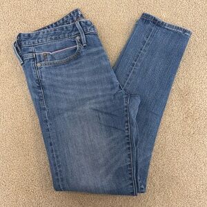 Levi’s Boyfriend Skinny Fit. Size 27